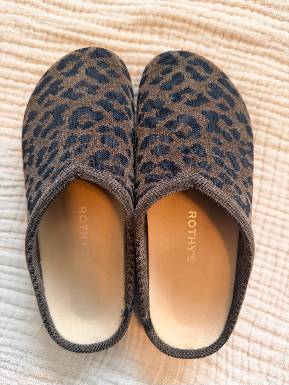 Rothy’s ReVelvet Casual Clog - Brown Leopard Print - Women’s size 9 - Picture 3 of 8